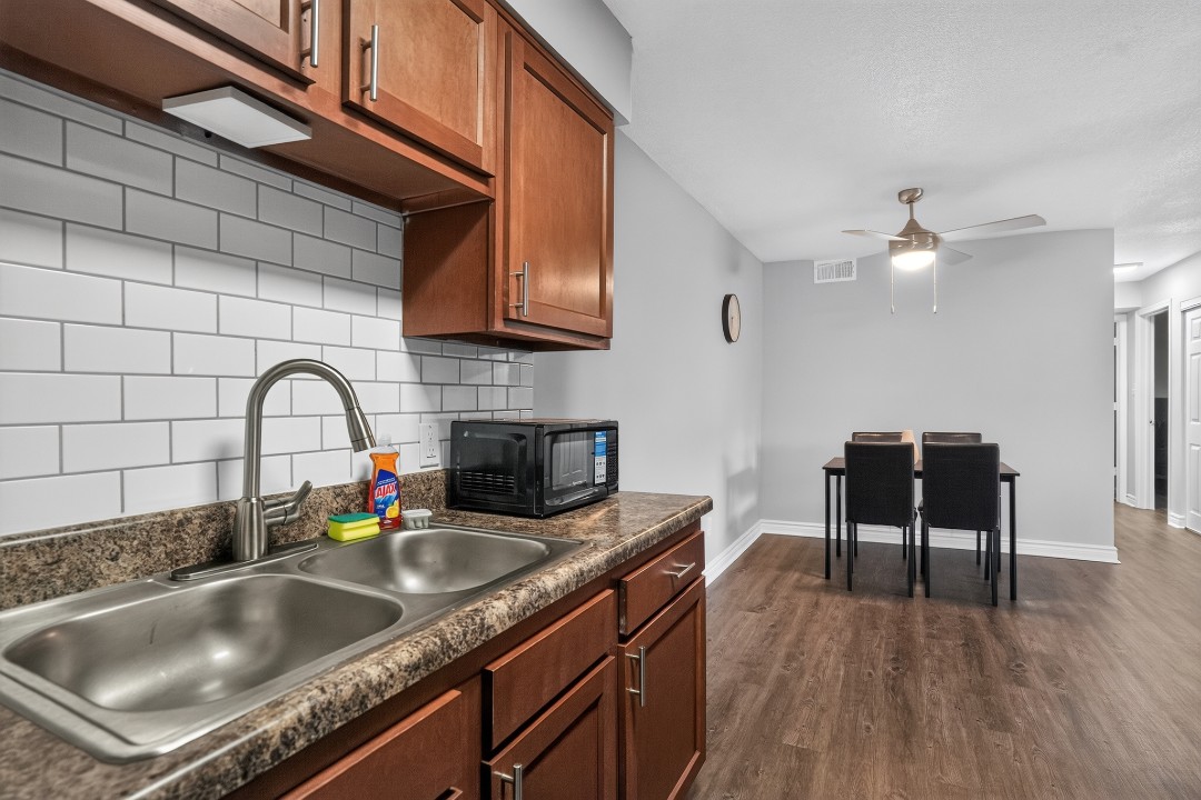 Warren Harbor · Unit 114 2/1