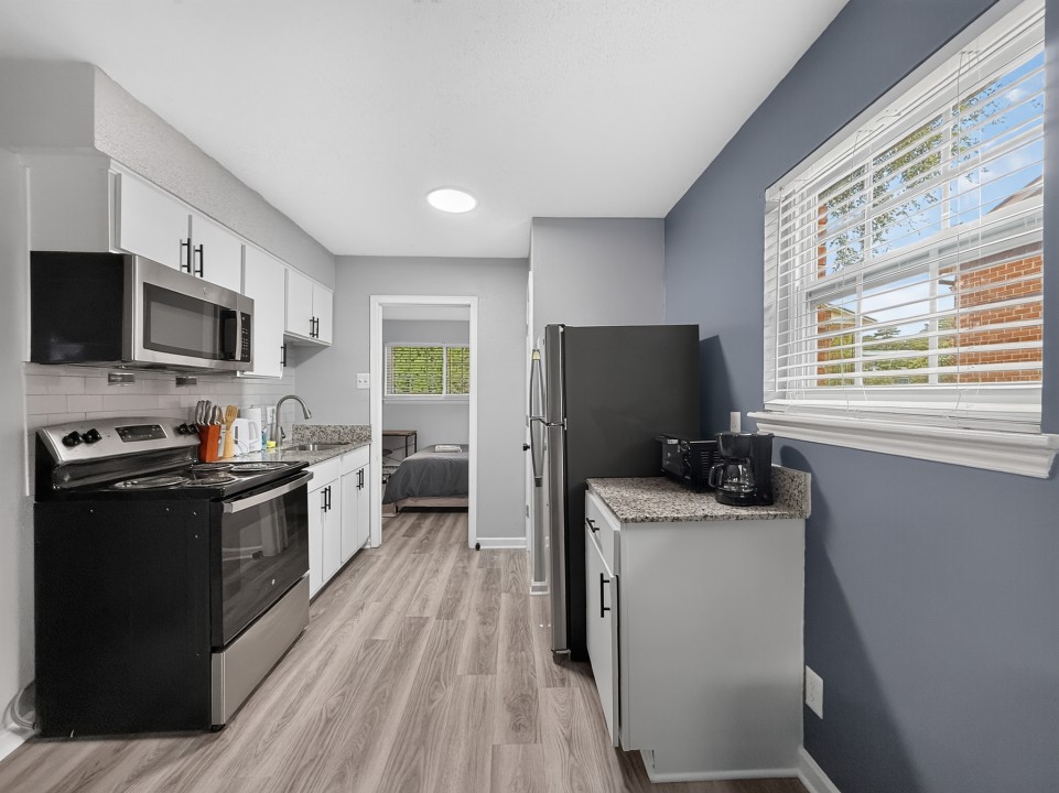 Icon Downtown Durham 804L · Unit 1/1