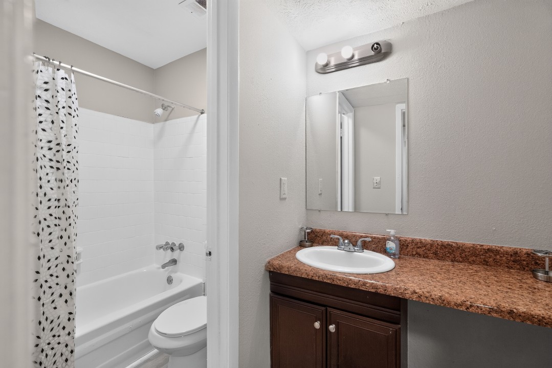 Aspen Woods O-09 · Unit 2/2
