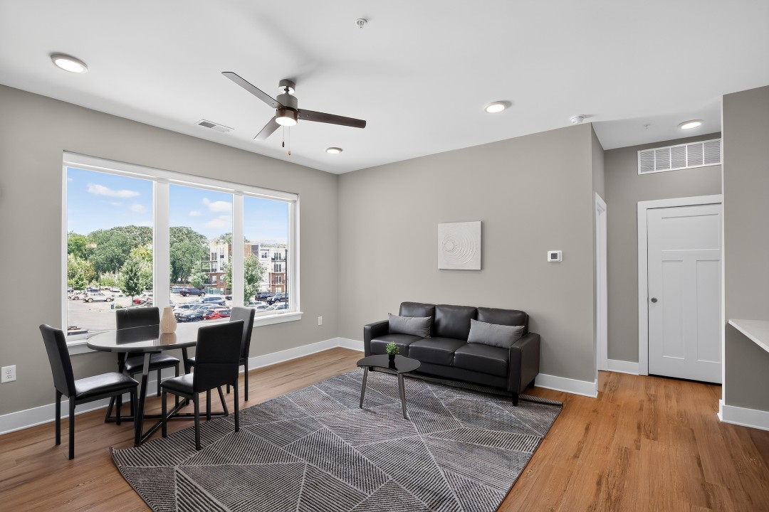 Parkview Greer · Unit 1212 2/2