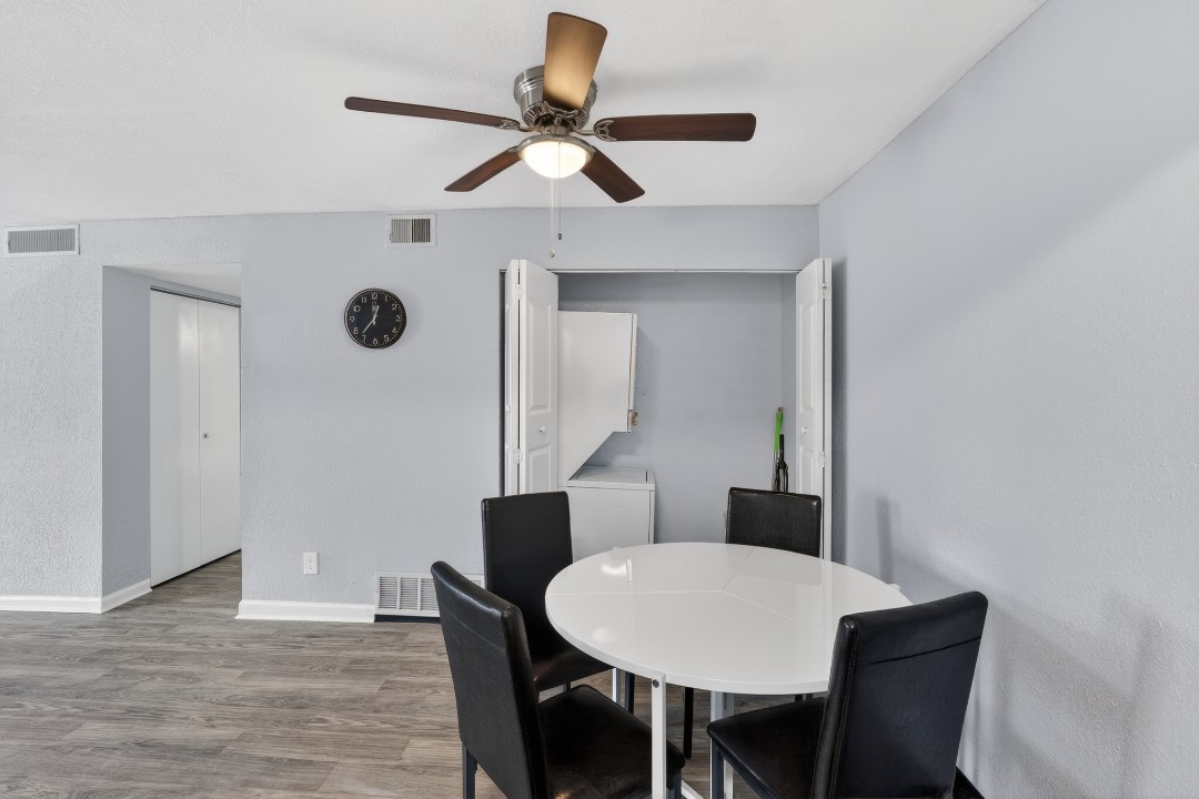 Hillcrest 5401E · Unit 2/1