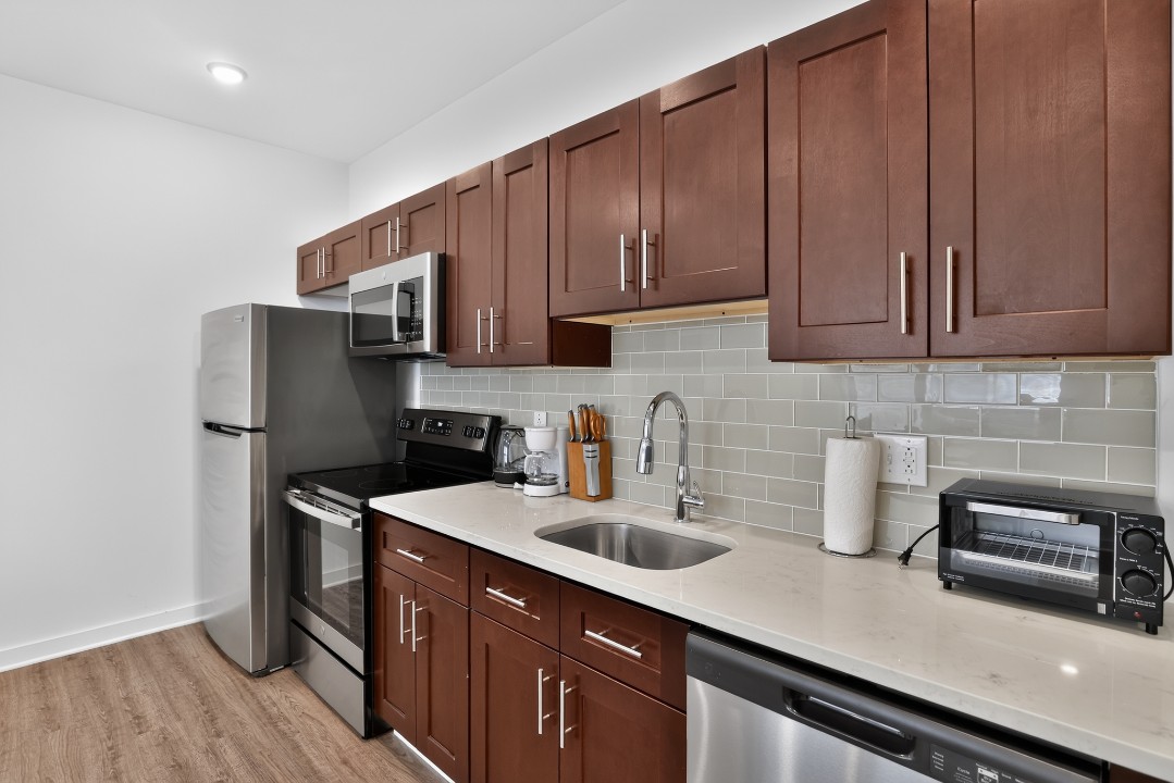 Fairmount Square 1528- 2B · Unit 1/1