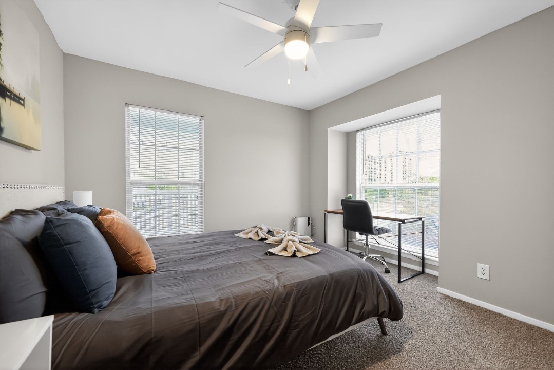 Lincoln Green · Unit 223 1/1