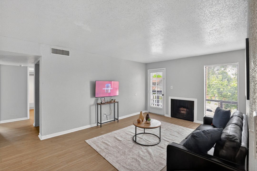 Hillcrest 5505D · Unit 2/1