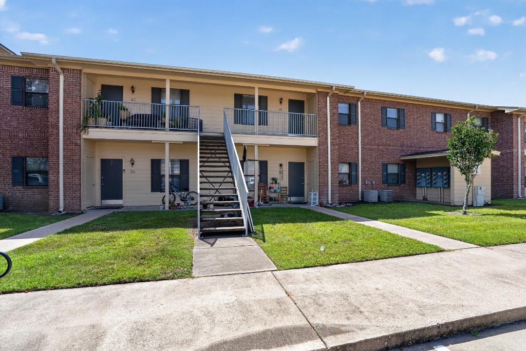 Saddlebrook · Unit 41 2/2