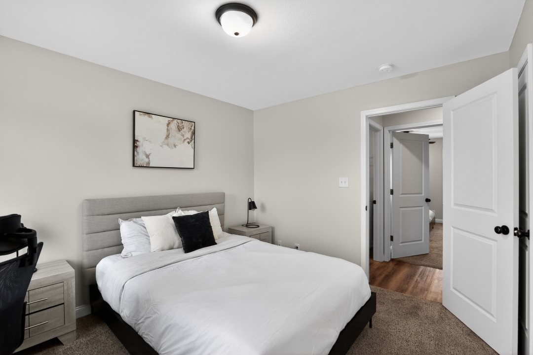2 Bedrooms · Recommended