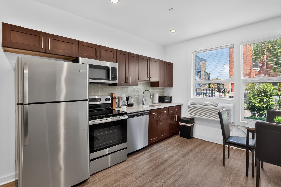 Fairmount Square 1528- 1A · Unit 1/1