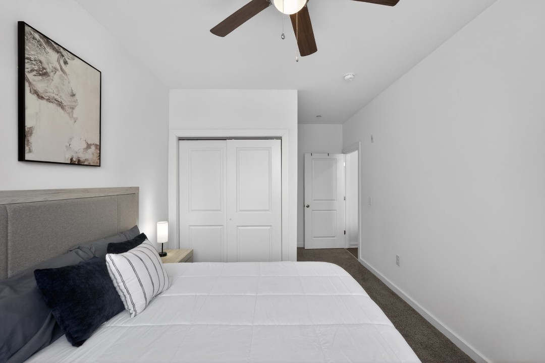 Fairmount Square 1532 - 1A · Unit 1/1