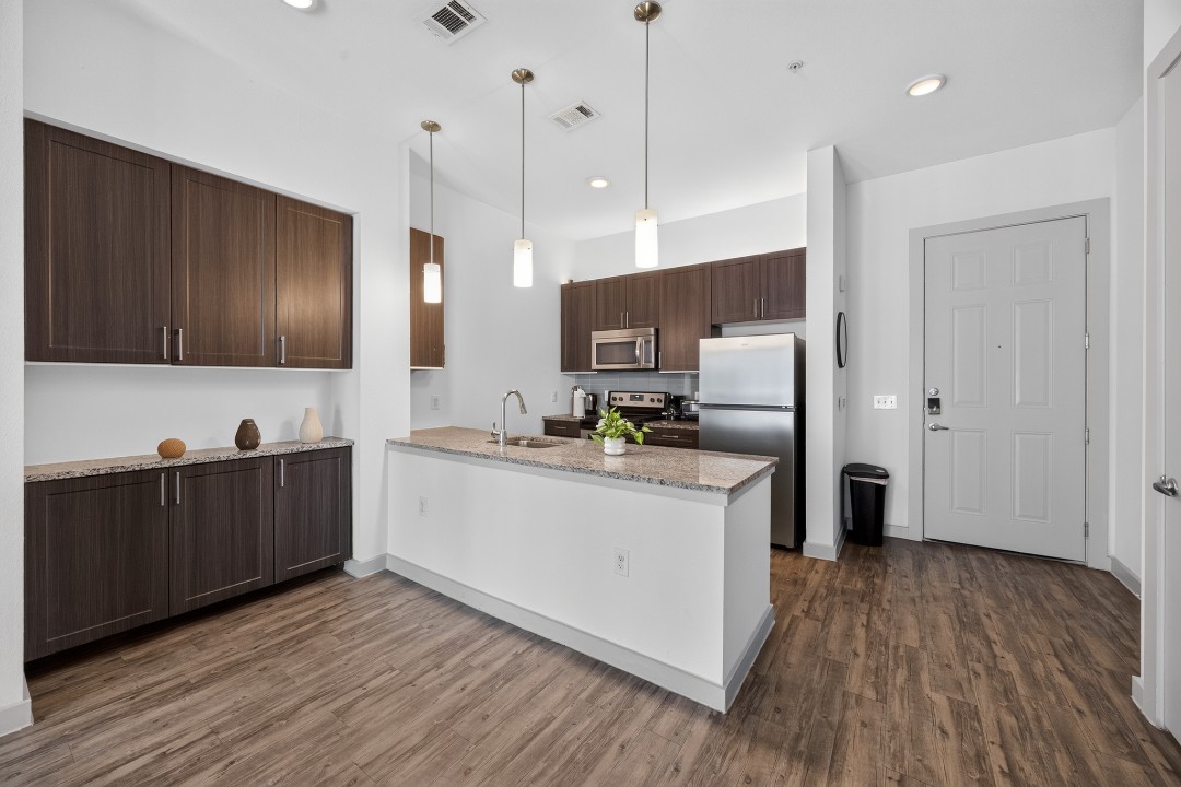 The Creekside at Vantage · Unit 6306 2/2