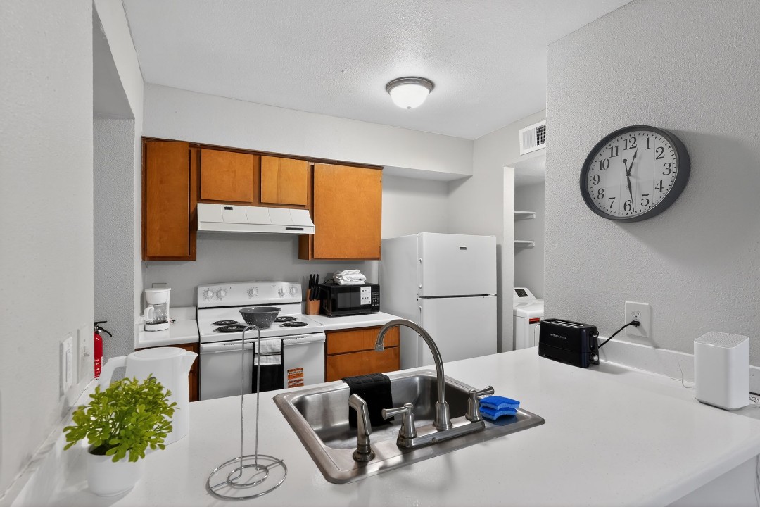 Creekstone · Unit 1614 2/2