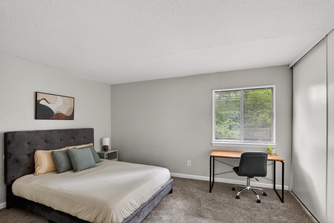 Hillcrest 8306B · Unit 2/1
