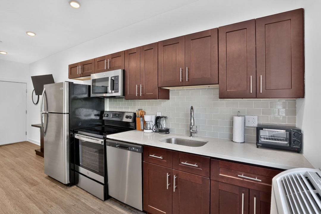 Fairmount Square 1528- 1A · Unit 1/1