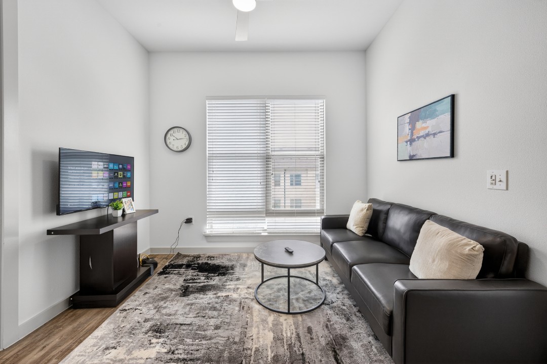 The Creekside at Vantage · Unit 6303 2/2