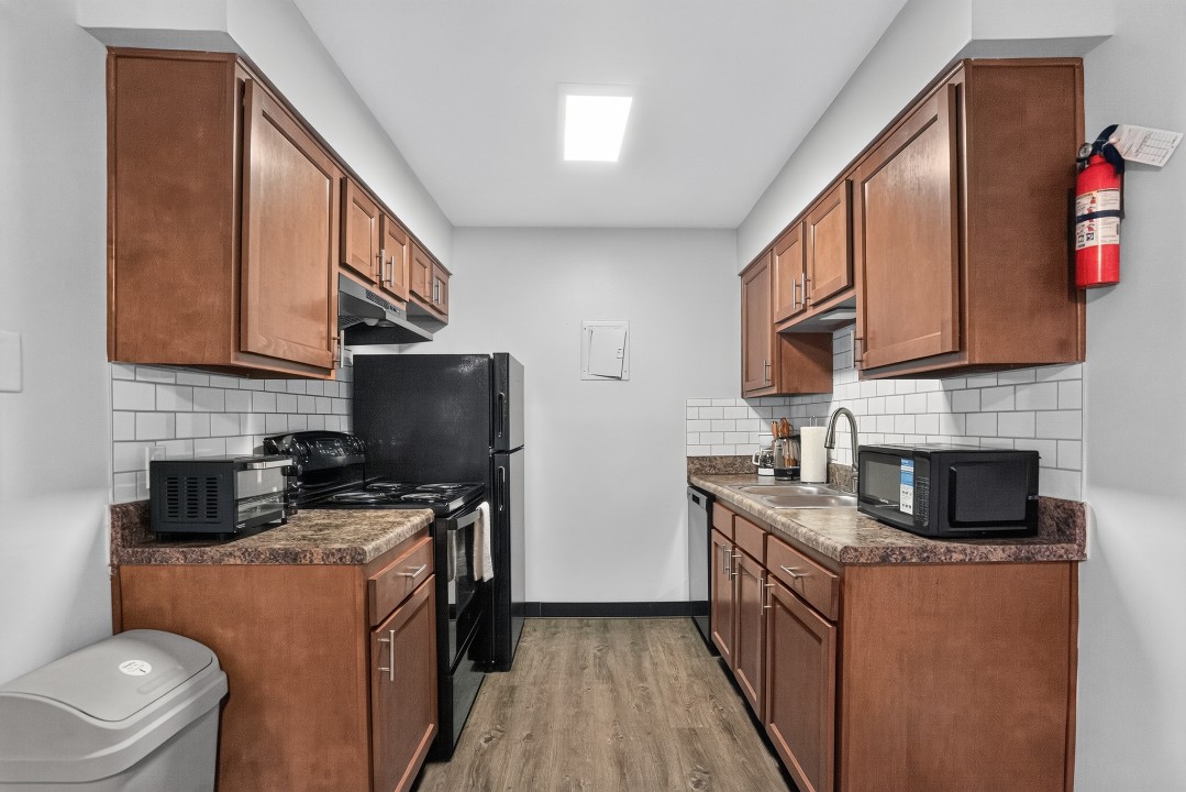 Warren Harbor · Unit 114 2/1