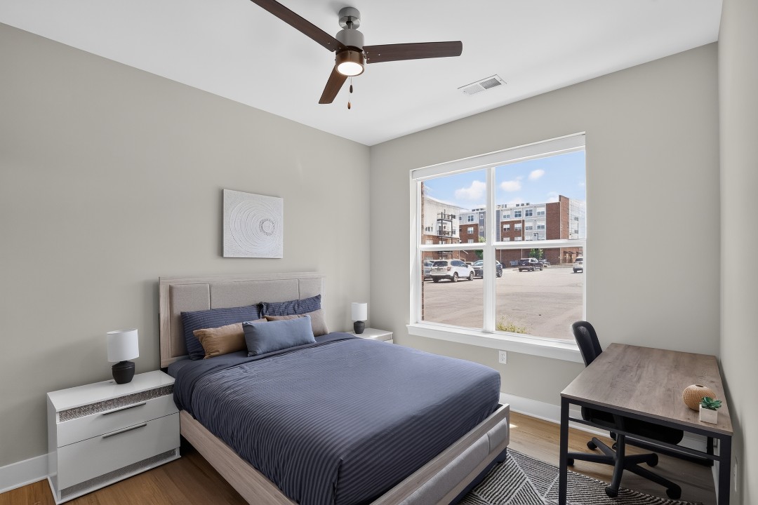 2 Bedrooms · Signature layout