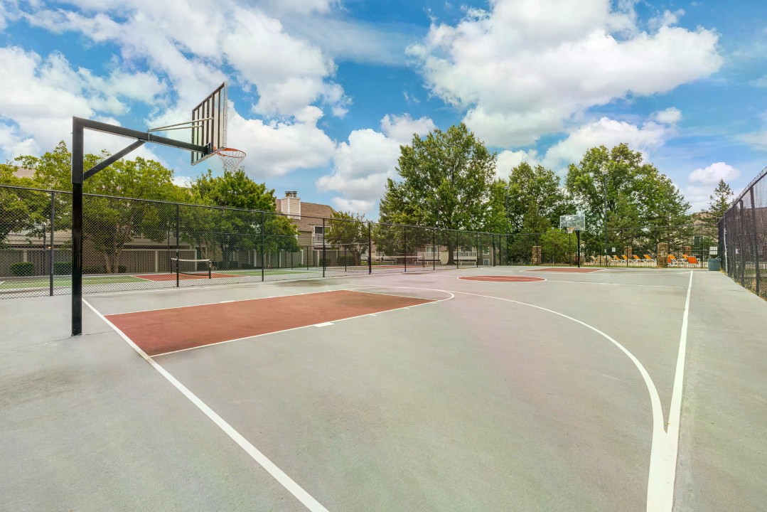 Rosehill Pointe · Unit 161 1/1