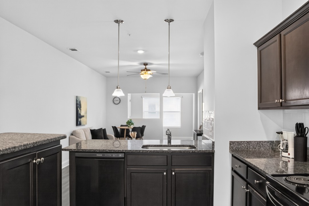 Hickory Grove · Unit 1308 2/2