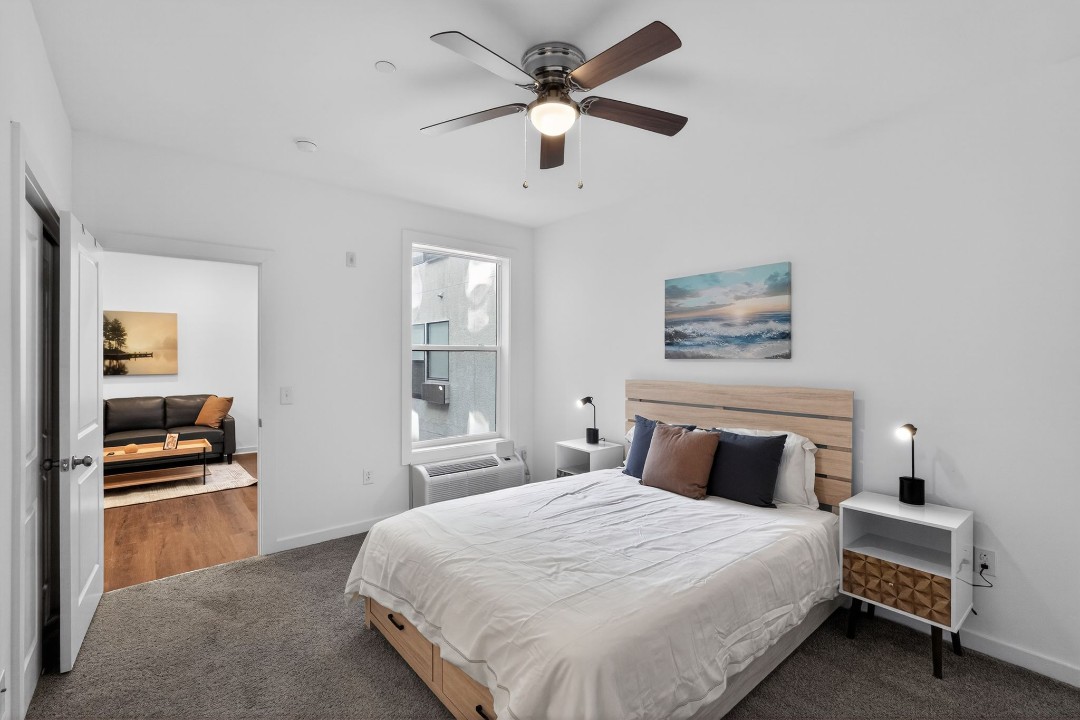 1 Bedroom · Signature layout