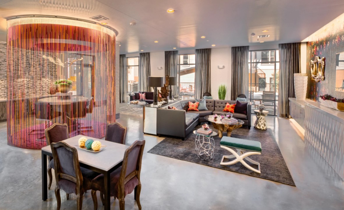 The Creekside at Vantage · Unit 5303 2/2