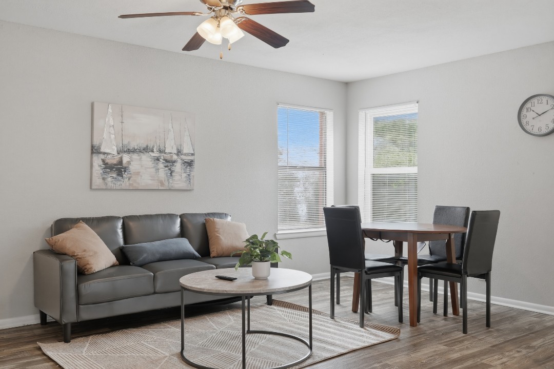 Creekstone · Unit 312 2/2