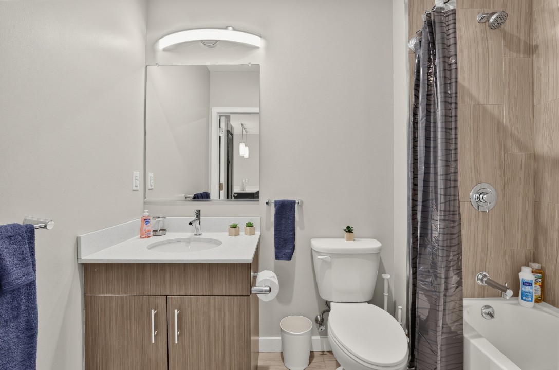 Falls Bridge Lofts · Unit 101 1/1