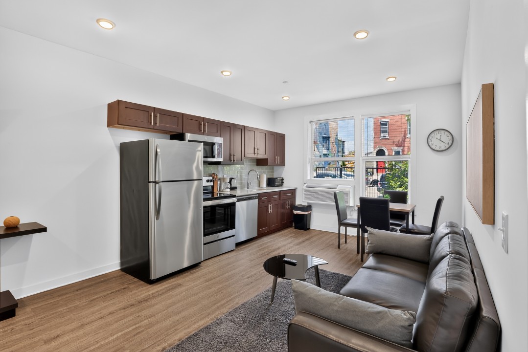 Fairmount Square 1528- 1A · Unit 1/1