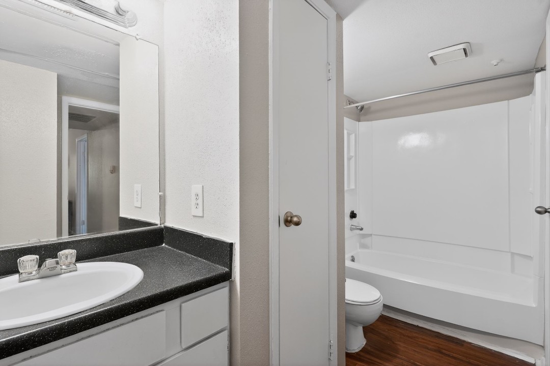 Creekstone · Unit 1422 2/2